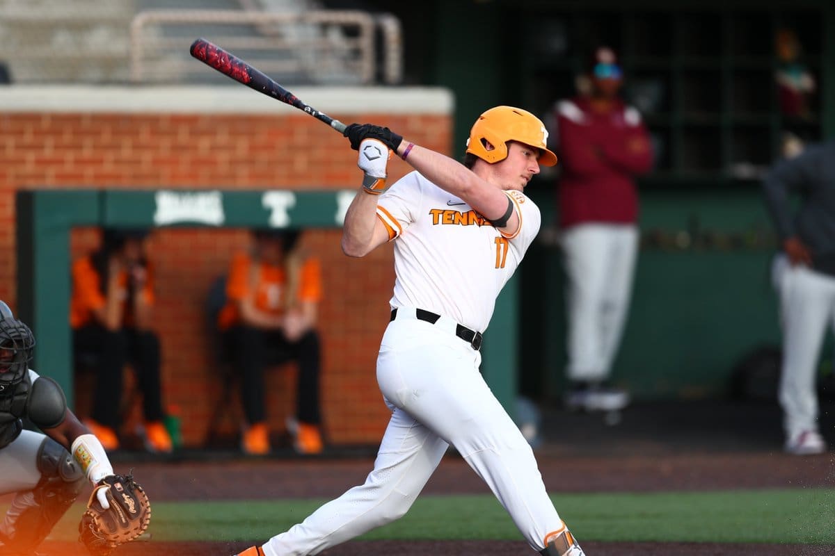 Tennessee baseball drops Alabama for third straight SEC series win