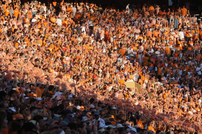 Vol Crowd